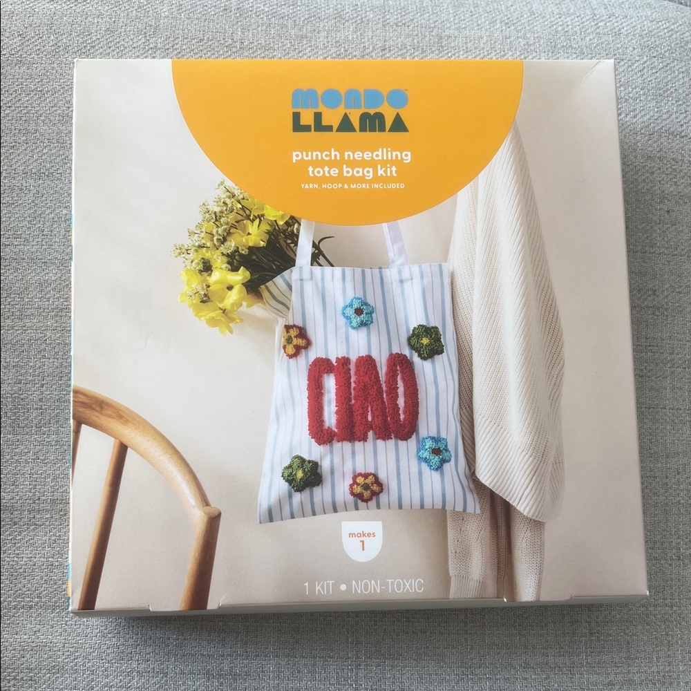 Mondo Llama Striped Tote Bag Kit - Multicolor